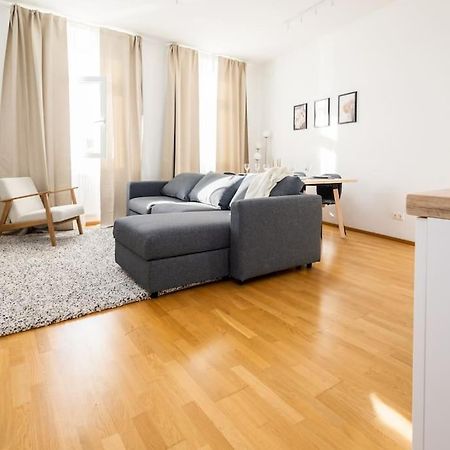 Orestaliving- 3Br On The Daube Canal/Friedensbruecke Vienna Exterior photo